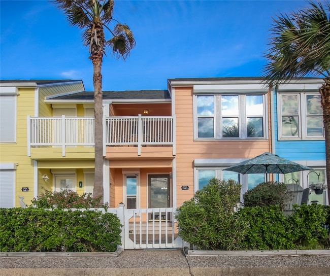 Building Photo - 8316 Seawall Blvd