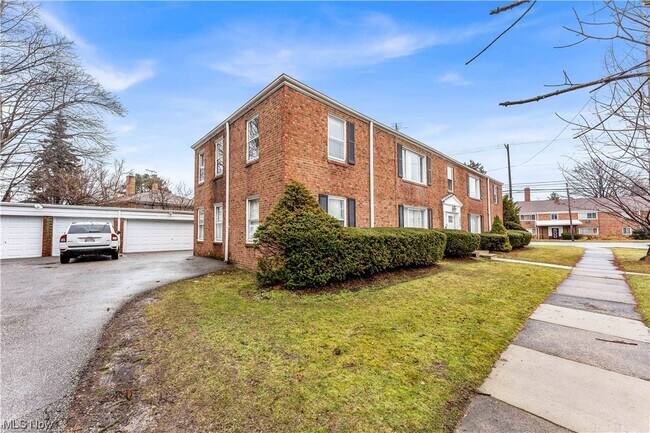 Foto del edificio - 3895 Kirkwood Rd