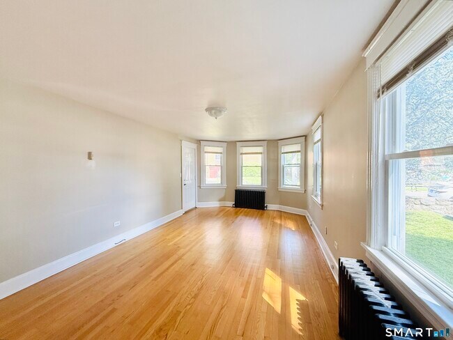 Building Photo - 24 Northill St