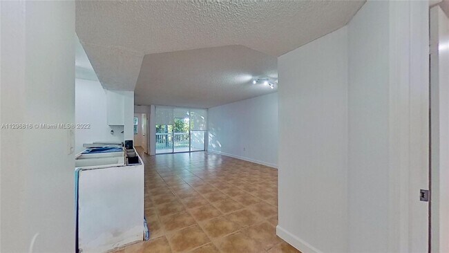 Foto del edificio - 4736 NW 97th Pl