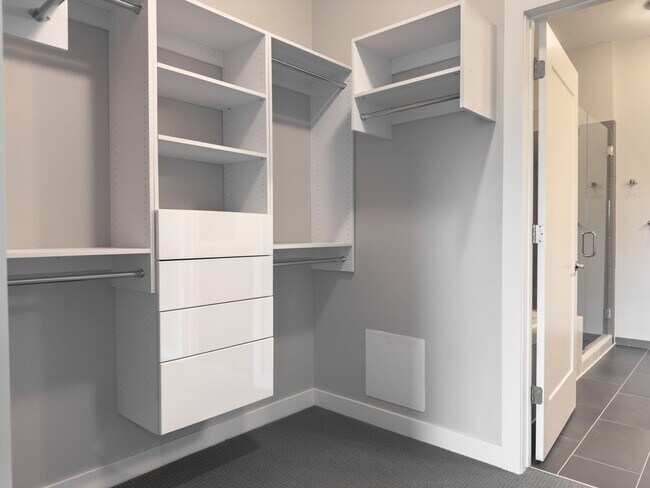 Foto del edificio - Red44 Apartments