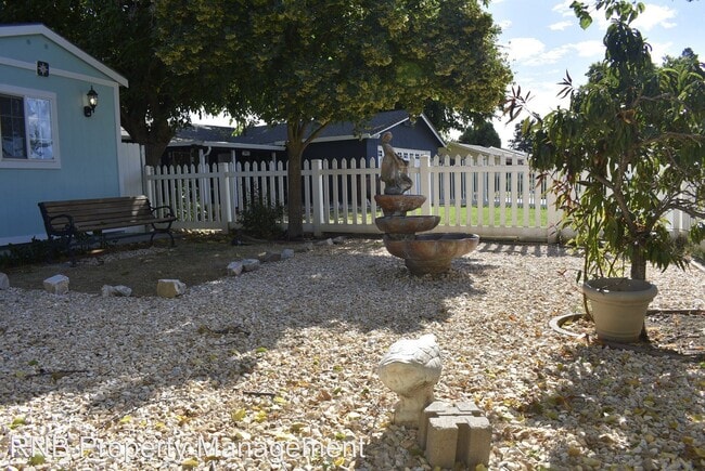 Building Photo - 3 br, 1 bath House - 2909 Weston Way