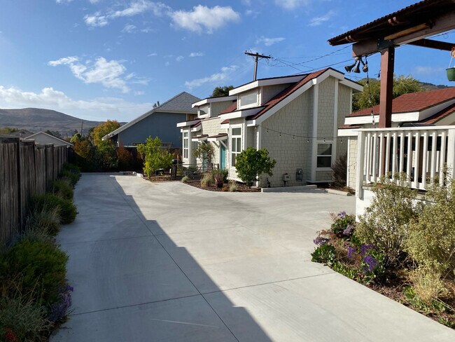 Foto del edificio - 2127 Price St