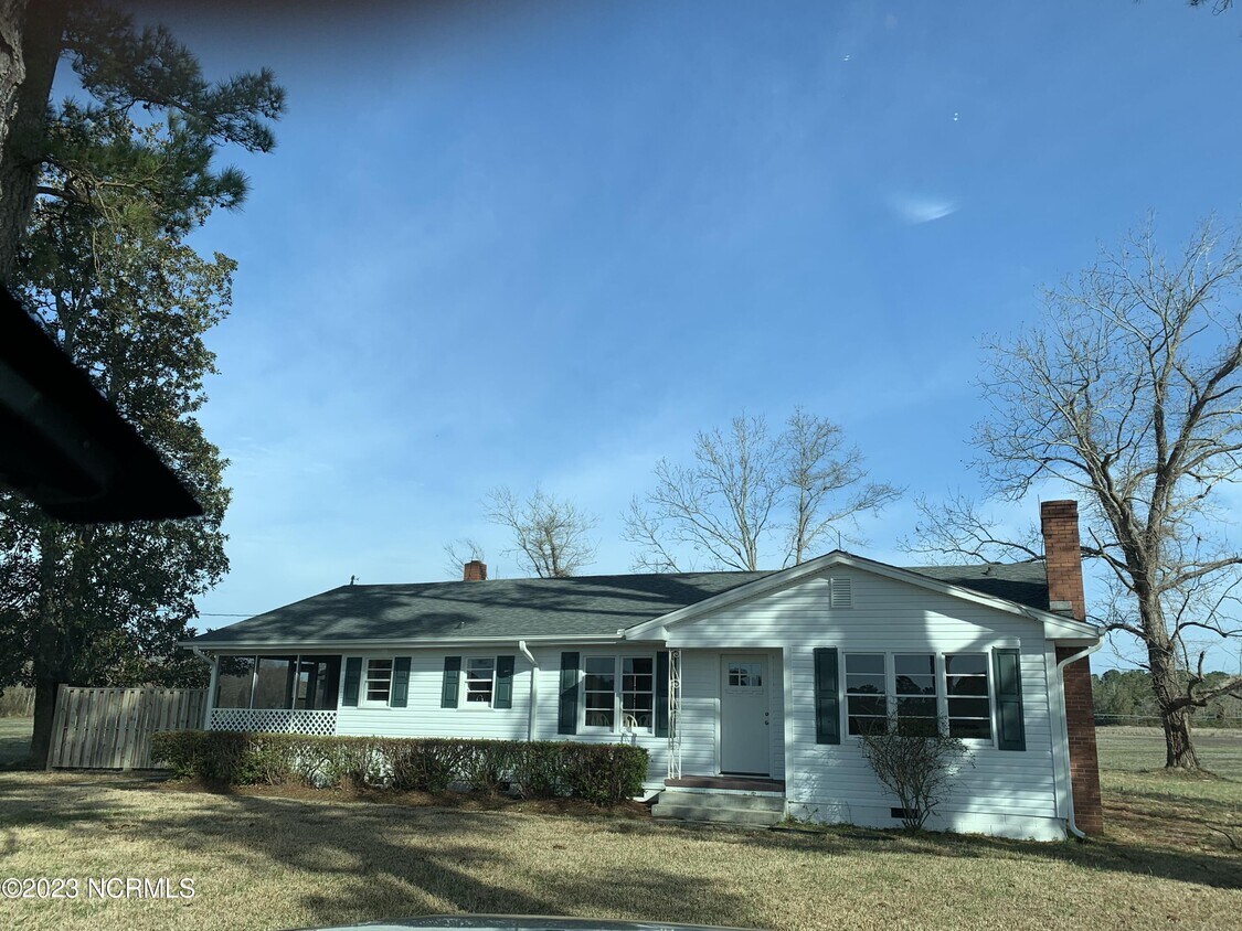 6610 Robert G Ward Dr SE, Winnabow, NC 28479 House Rental in Winnabow
