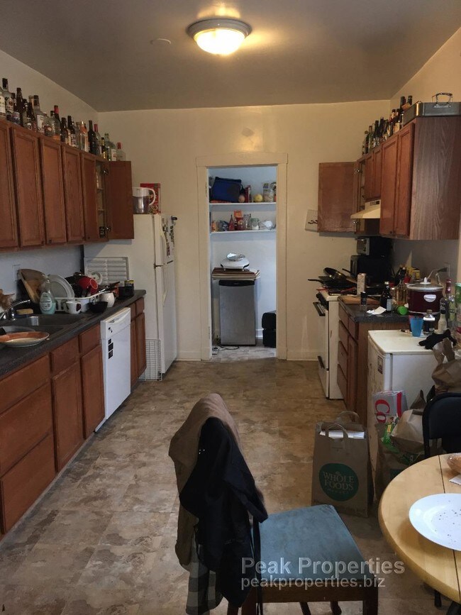 Foto del edificio - 1603 Ridge Ave