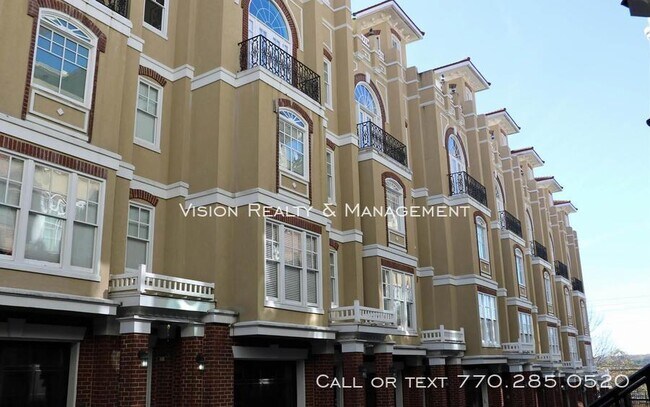 Foto del edificio - 829 Clifton Heights Ln NE