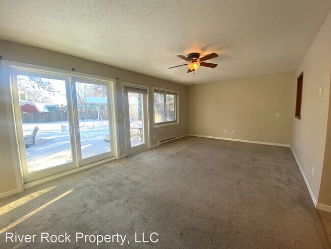 Foto del edificio - 3 br, 1 bath House - 1808 23rd Ave S