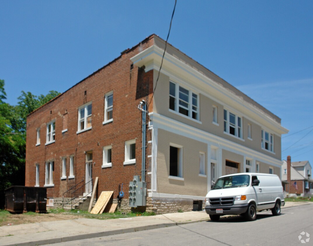 Foto principal - 228-236 Main St
