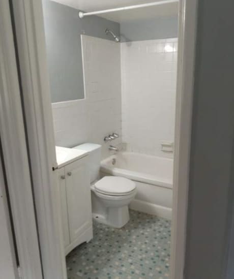 Building Photo - 2524 Telegraph Rd