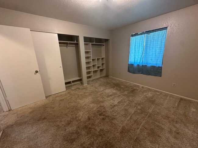 Building Photo - 8285 Buena Vista Ave