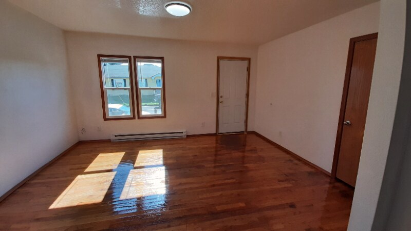 Primary Photo - 1702 Alabama St