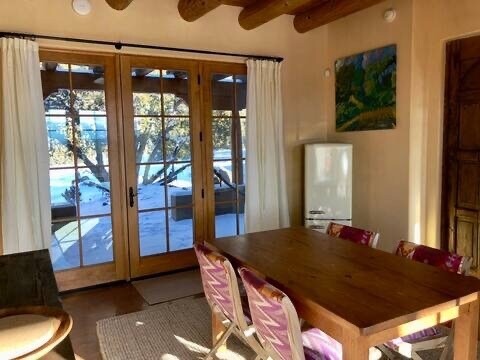 Foto del edificio - 122 Cerrito de Baca