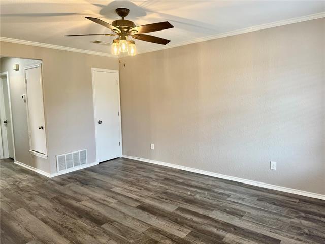 Foto del edificio - 301 Shady Grove Dr