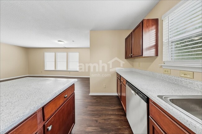 Building Photo - 8629 Blooming Grove Dr