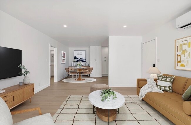 Building Photo - Green Hill Apartments