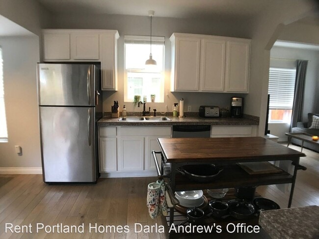 Building Photo - 2 br, 1 bath House - 4116 SE 66th Avenue