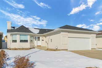 Building Photo - 311 Blackshire Crescent