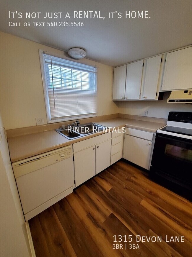 Foto del edificio - 1315 Devon Ln
