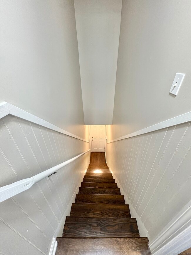 Building Photo - 126 Burroughs St