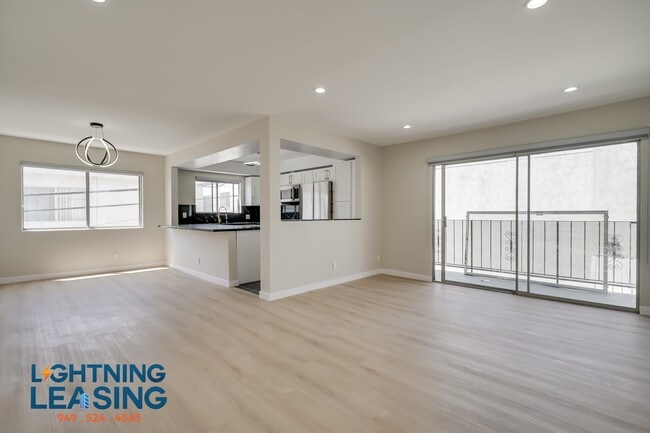 Building Photo - 1035 Hayworth Ave