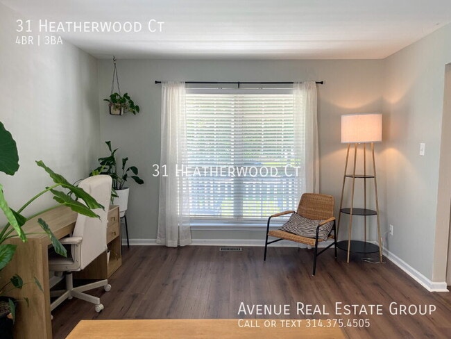 Foto del edificio - 31 Heatherwood Ct