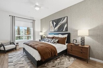 Building Photo - 6040 Radiant Ct