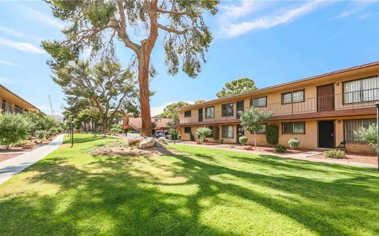 3718 Hazelwood St Unit 3, Las Vegas, NV 89119 Condo for Rent in Las Vegas, NV