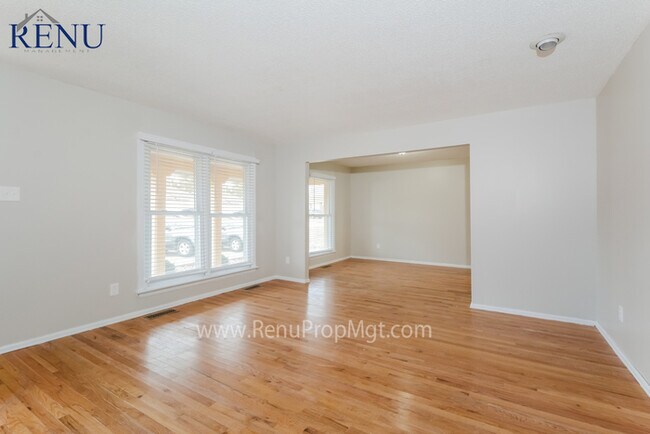 Foto del edificio - 11740 Carolview Dr