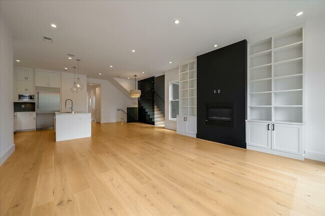 Foto del edificio - 3660 18th St