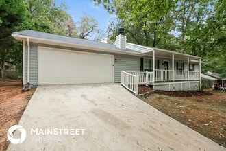 Building Photo - 155 Hunt Ridge Dr