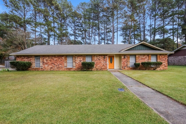 Building Photo - 132 Fern Valley Rd