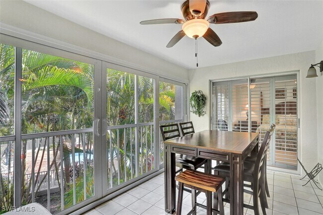 Building Photo - 5899 Chanteclair Dr