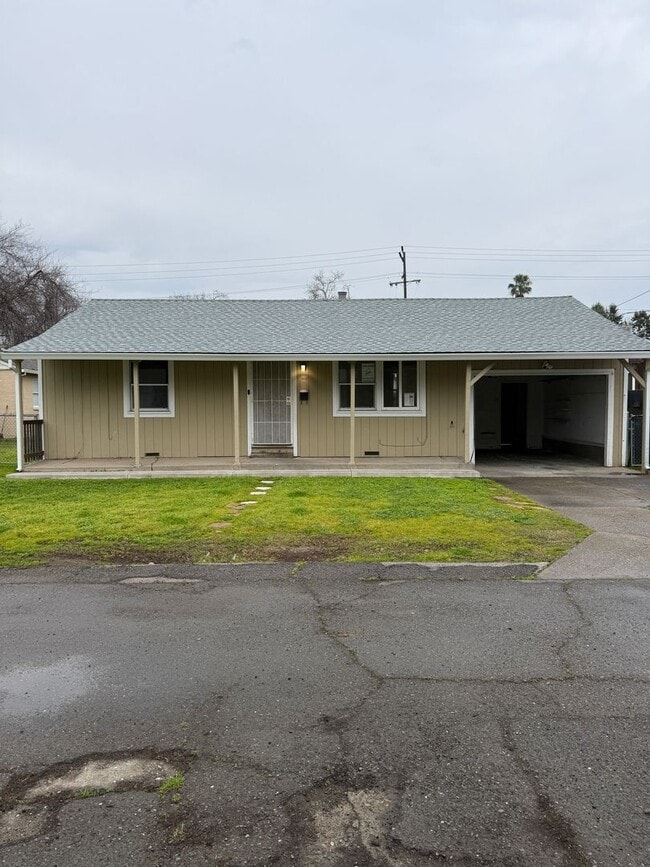 Building Photo - 2324 Edison Ave