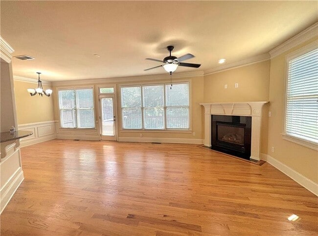 Foto del edificio - 5795 Vista Brook Dr