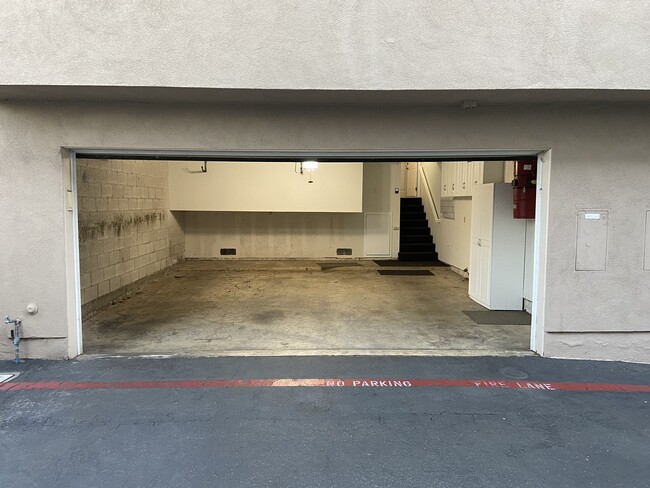 Foto del edificio - 1333 E Grand Ave