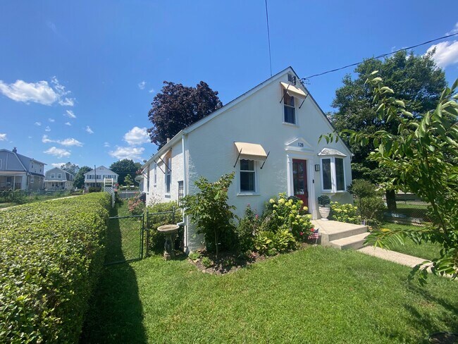 Building Photo - 128 Virginia Ave