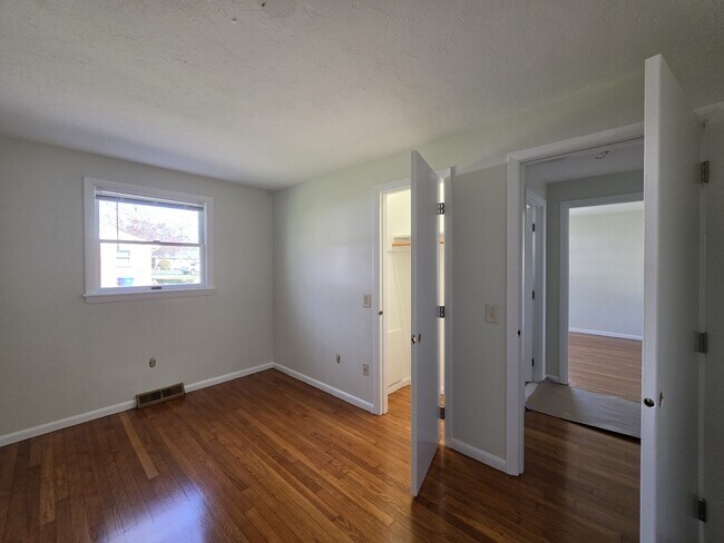 Foto del edificio - 196 Manzella Ct