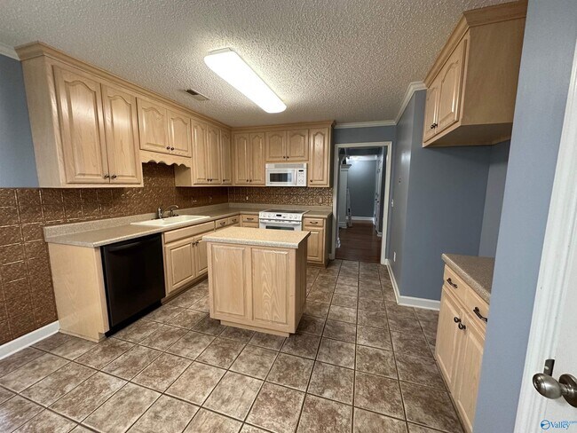 Building Photo - 230 Bonaire Dr