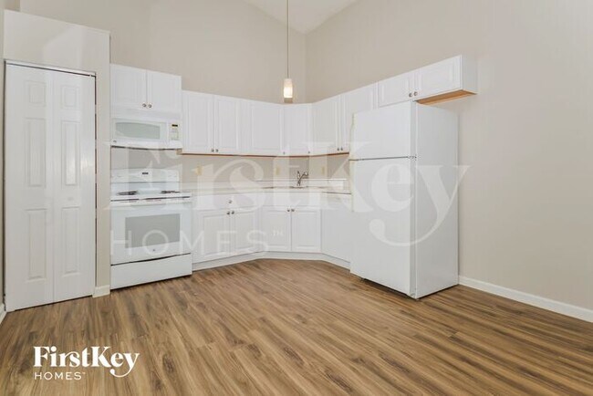 Foto del edificio - 4182 Magnolia Dr