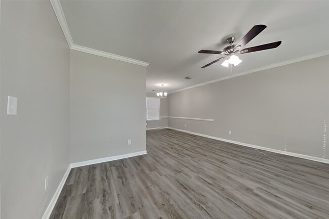 Foto del edificio - 19123 Oakway Dr