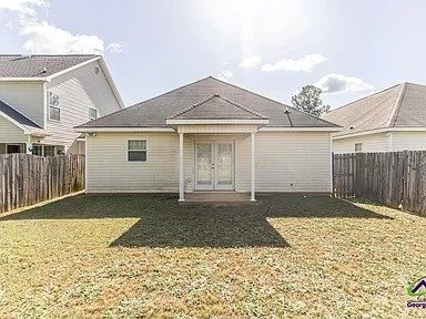 Building Photo - Fabulous Home