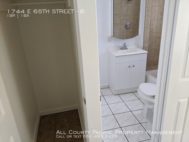 Foto del edificio - 1744 E 65th St