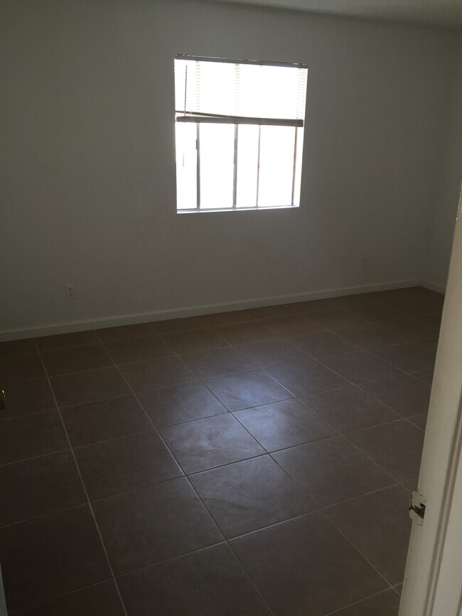 Foto del edificio - 2300 Pearson Ct