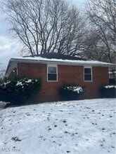 Building Photo - 2559 Edwin Ave