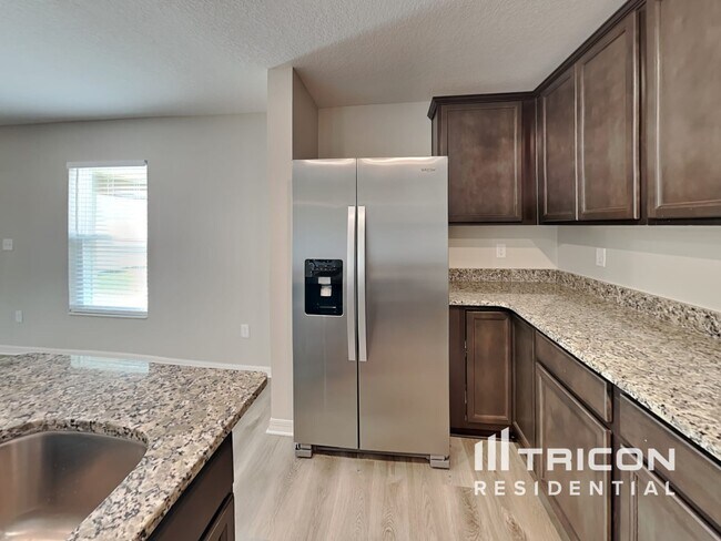 Foto del edificio - 30106 Fedora Circle Brooksville FL