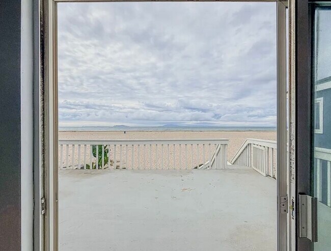 Foto del edificio - 4027 Ocean Dr