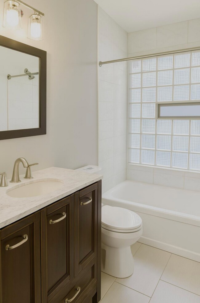 Foto del edificio - 3180 S Breeze Dr