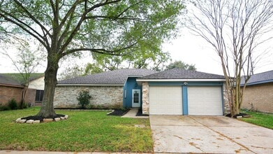 Building Photo - 19447 Spanish Needle Dr