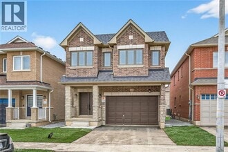 Building Photo - 15 Huntsworth Ave