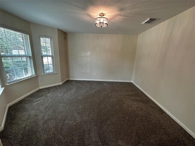 Foto del edificio - 10210 Canyon Rose Ln